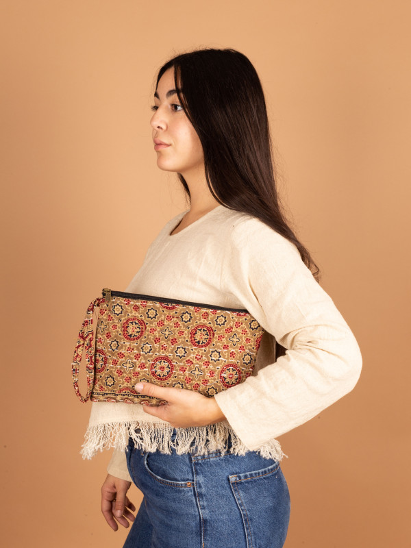 NECESER/CLUTCH TINEGHIR 04 2