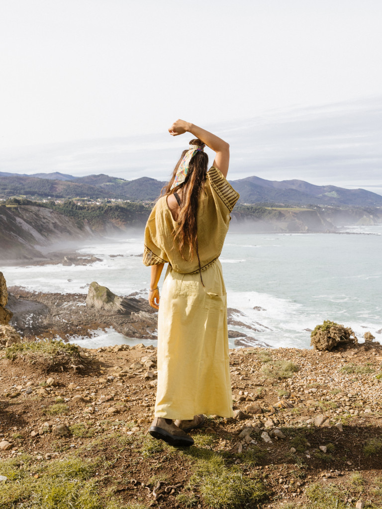 FALDA AMARILLA ARENA