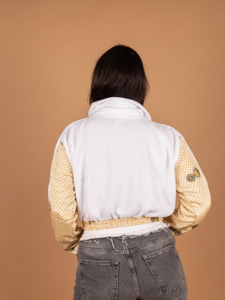 CHAQUETA PICOS CROP WHITE  02
