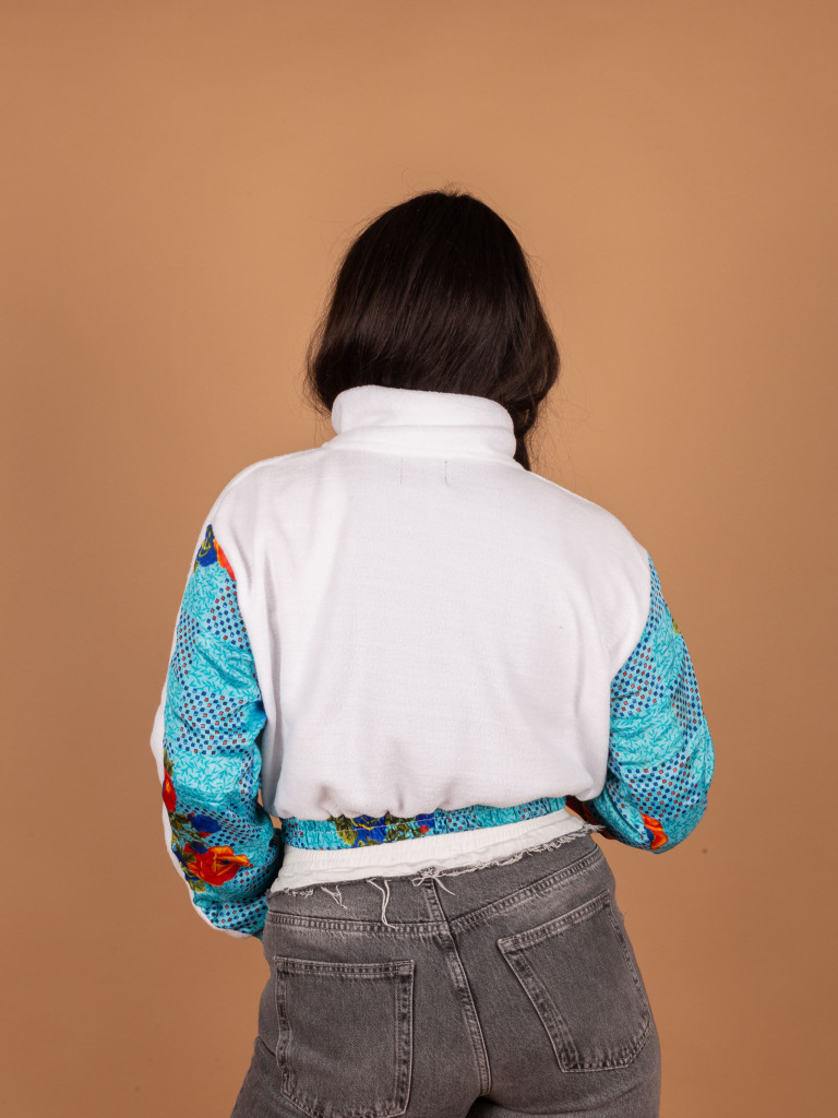 CHAQUETA PICOS CROP WHITE  018