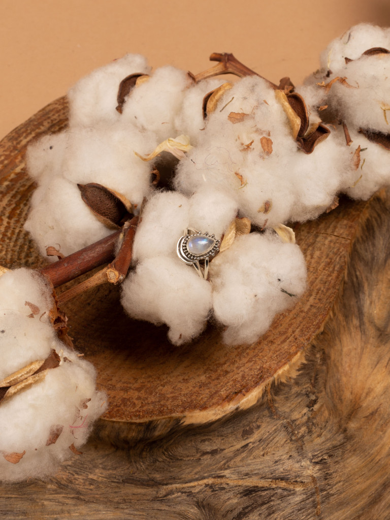 JALPA MOON STONE RING