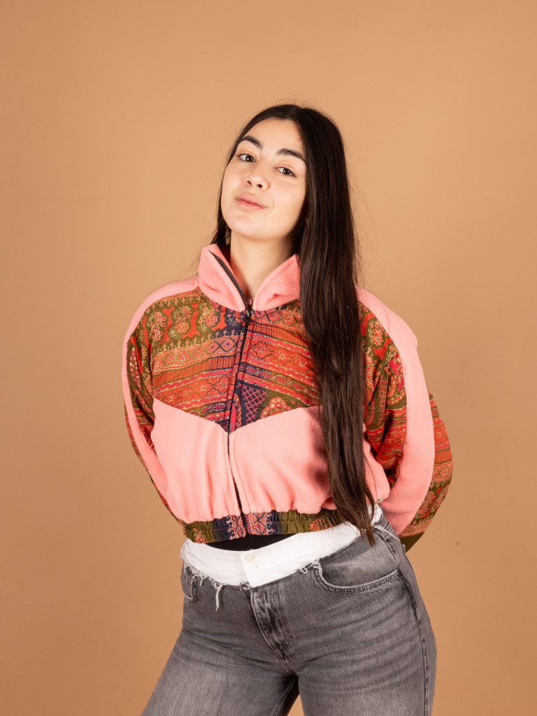 CHAQUETA PICOS CROP CHICLE 025