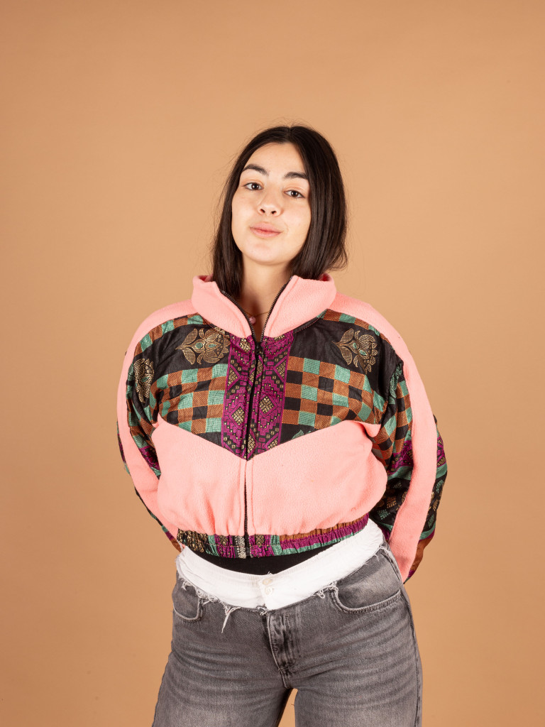 CHAQUETA PICOS CROP CHICLE 027