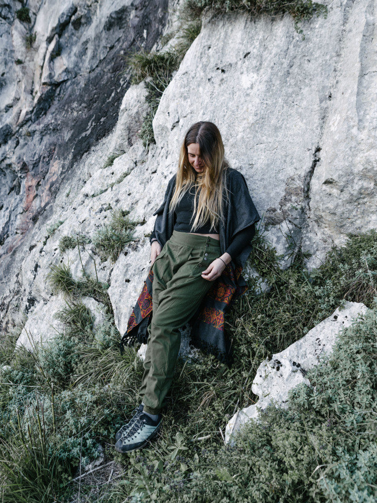 GREEN ON THE ROAD TROUSERS