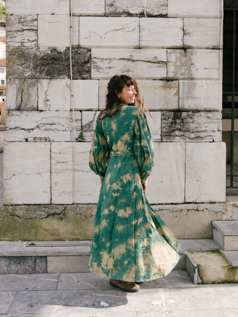 VESTIDO EL AÑO DE LA SERPIENTE ROCK...