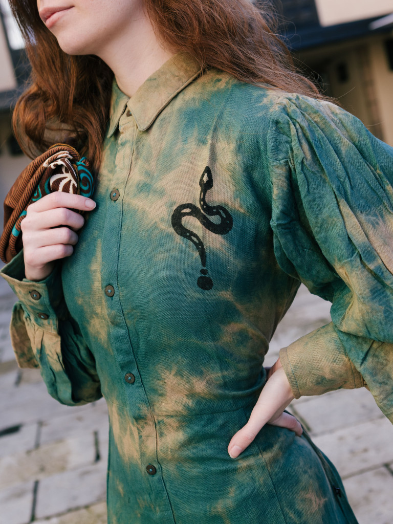 VESTIDO EL AÑO DE LA SERPIENTE ROCK...