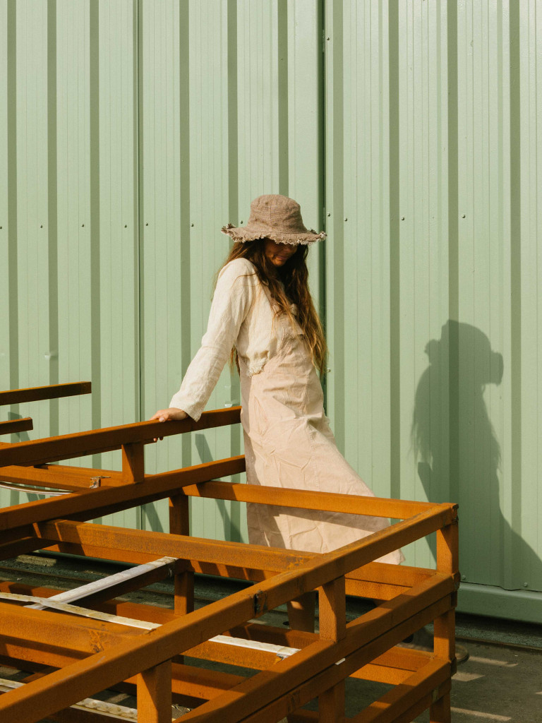 BEIGE GOA OVERALL PICHI