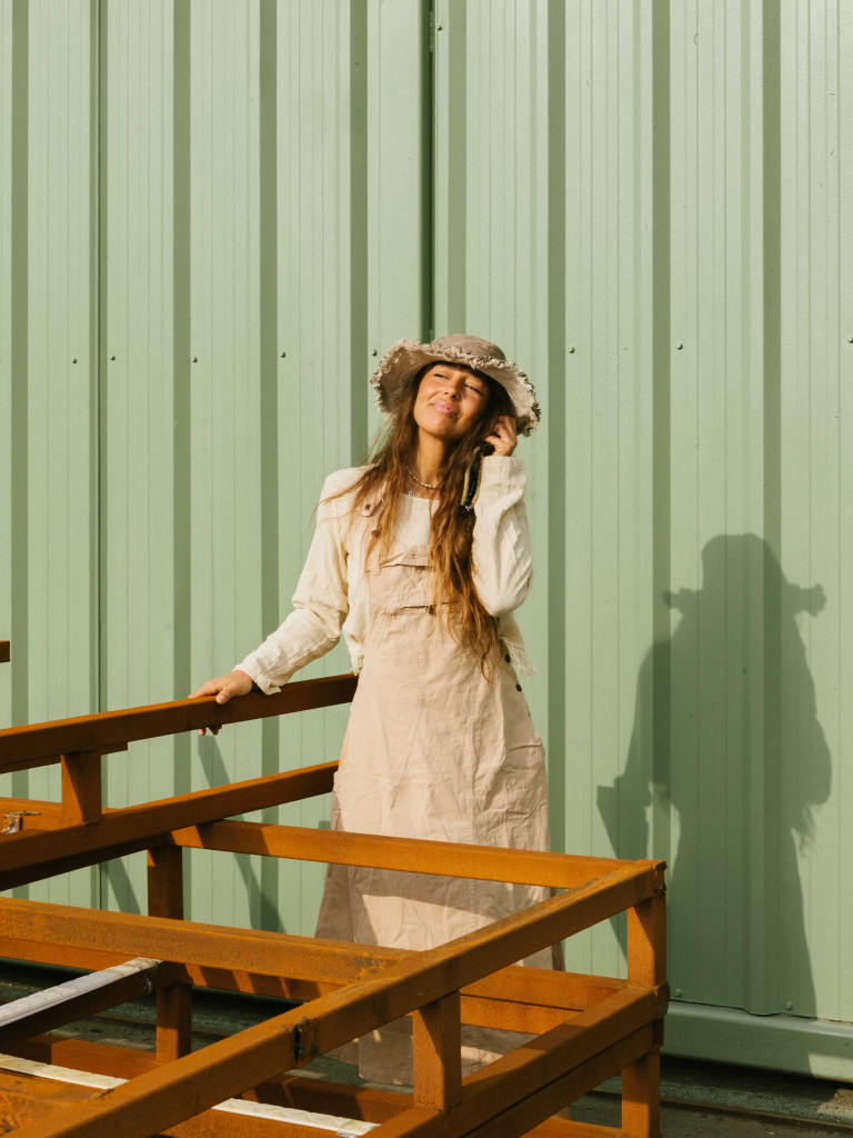 BEIGE GOA OVERALL PICHI