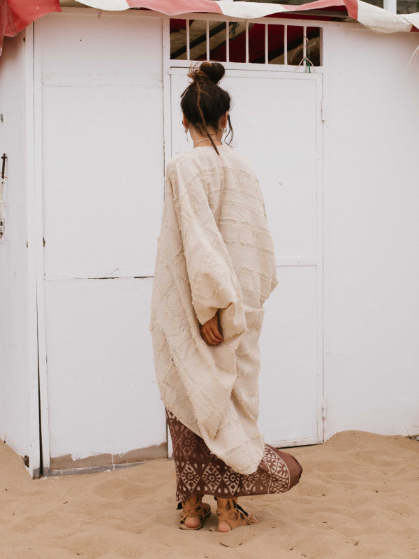 WABI-SABI PONCHO CREAM 2