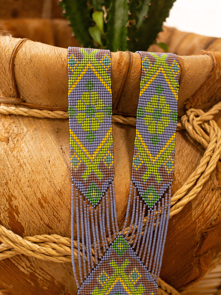 COLLAR CANTO TRIBAL 015