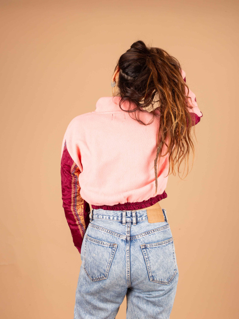 CHAQUETA PICOS CROP CHICLE 032