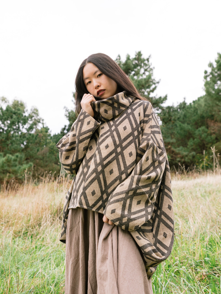 TADAPANI ASYMETRIC JUMPER