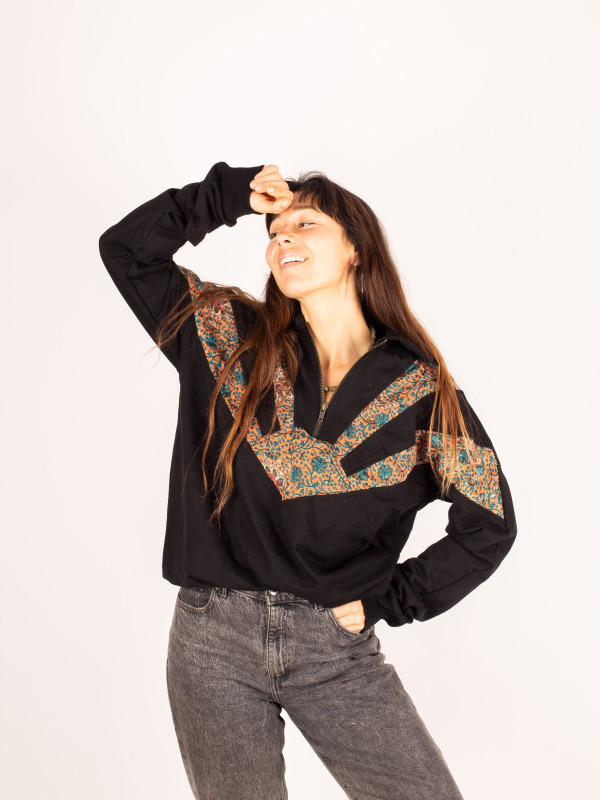 SUDADERA RAYOS DE LUZ 042