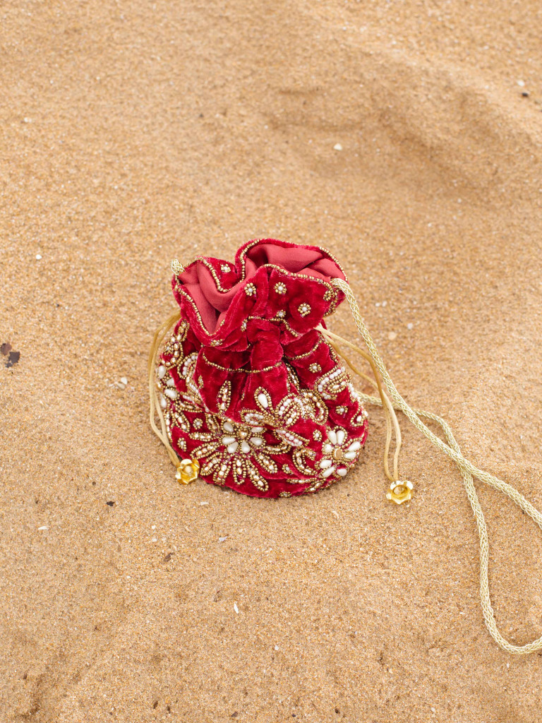 BAG/CANDY JAR INDIA 01