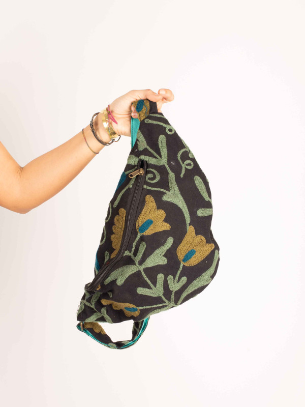 FLOWERS FUNNYPACK 34 2