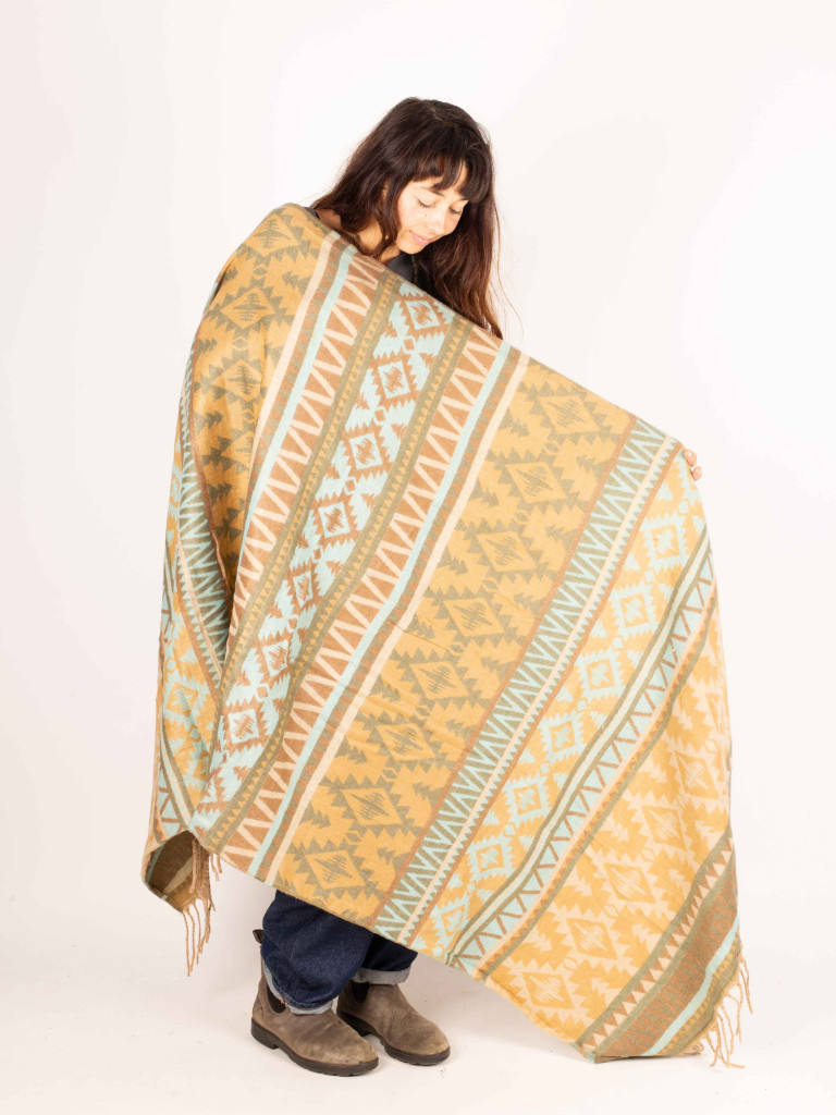 MANTA/PASHMINA ITZA 87