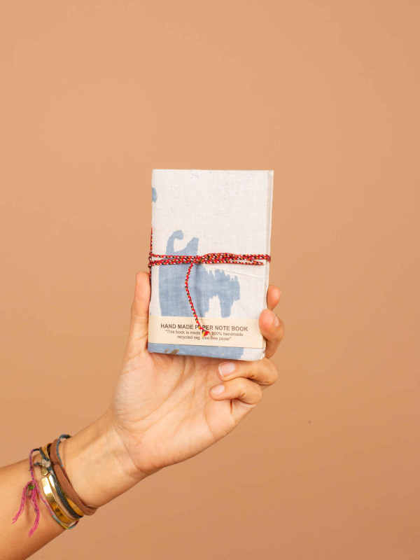 LIBRETA HAPUR MINI 018