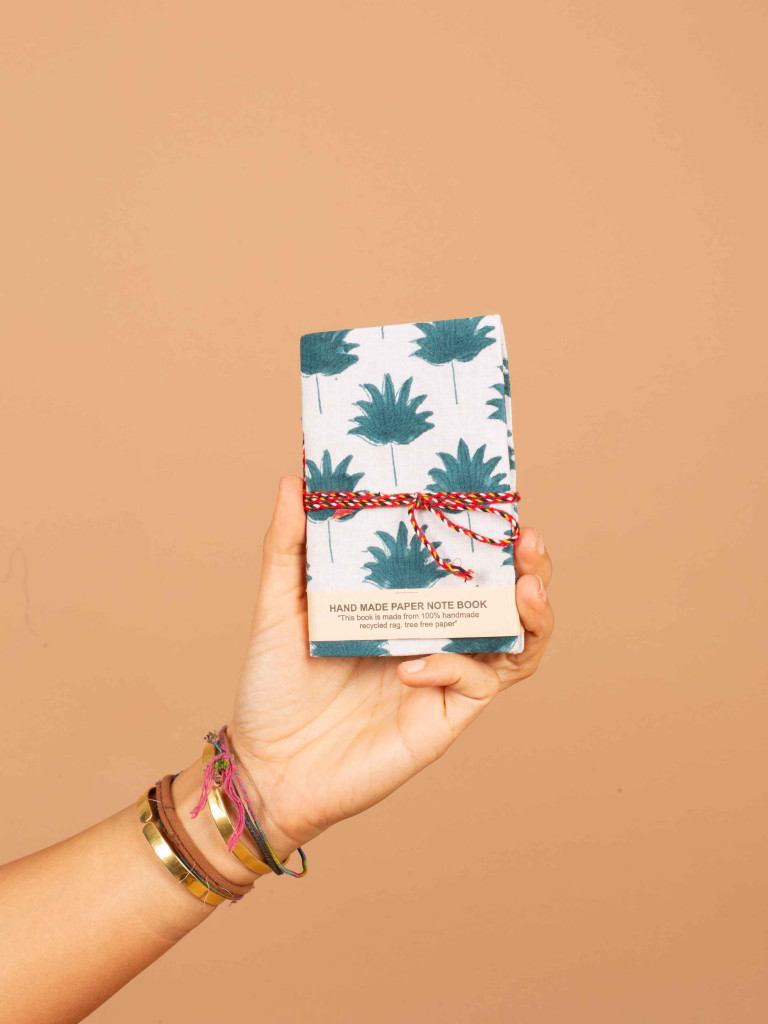 LIBRETA HAPUR MINI 023