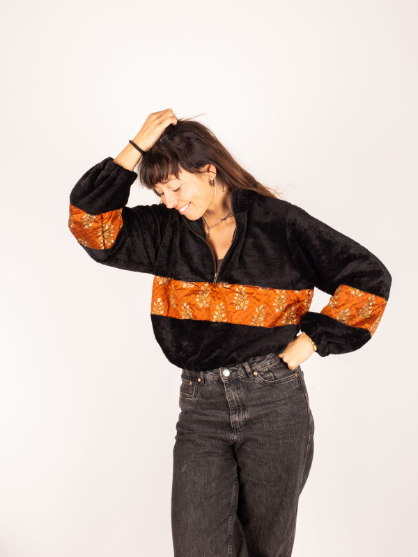 PEÑALARA TEDDY CROP HOODIE 033