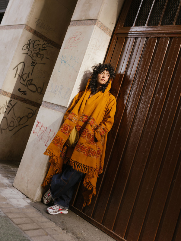 CHAQUETA LARGA OCASO MUSTARD