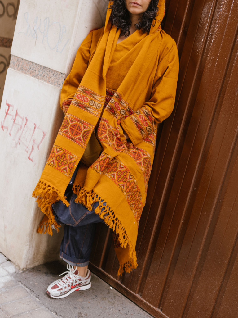 CHAQUETA LARGA OCASO MUSTARD