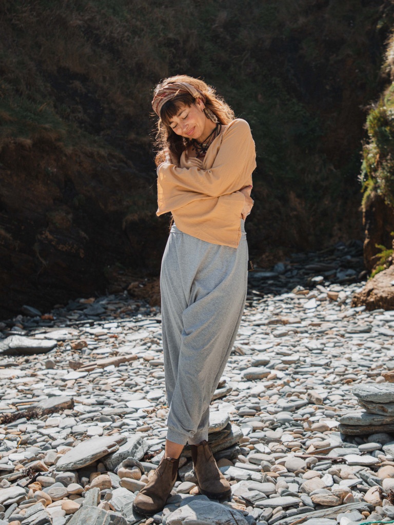 BAGGY BASIC LIGHT GREY