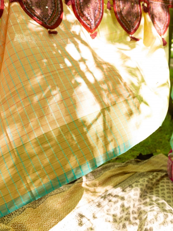 MULTICOLORED SARONG 2