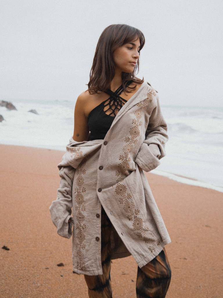 CHAQUETA LARGA KAHLÚA