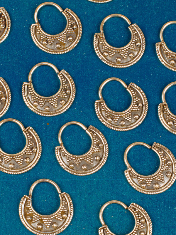 SEPTUM PIERCING KAI PLATA