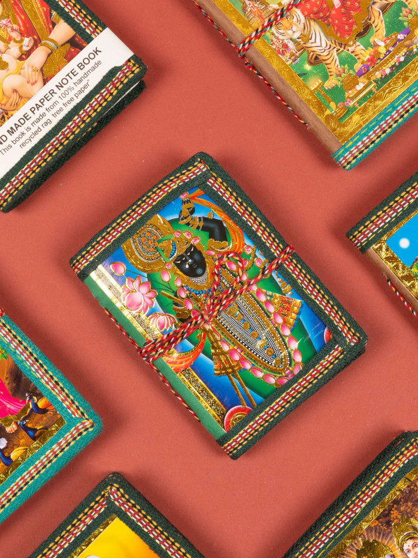 LIBRETA DIOSES MINI 01