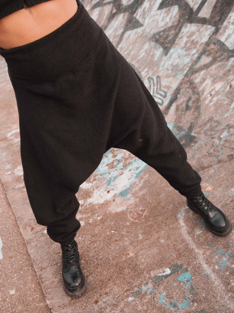 MONTAÑA BLACK BAGGY TROUSER
