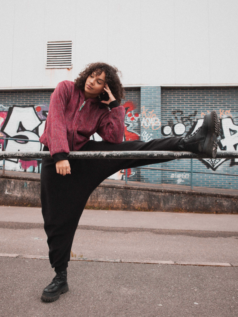 PANTALON BAGGY MONTAÑA BLACK