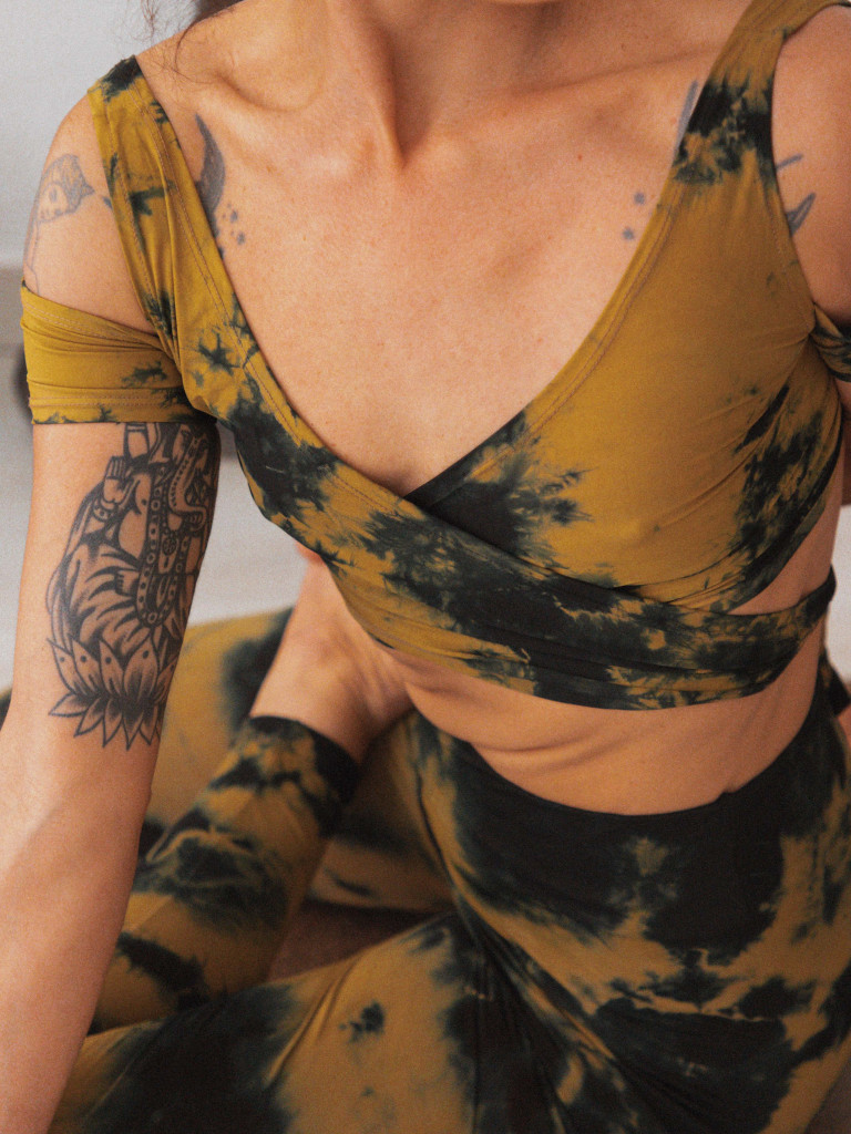 Loose Fitting Yoga Tops With Sleeves Tattoo  International Society of  Precision Agriculture