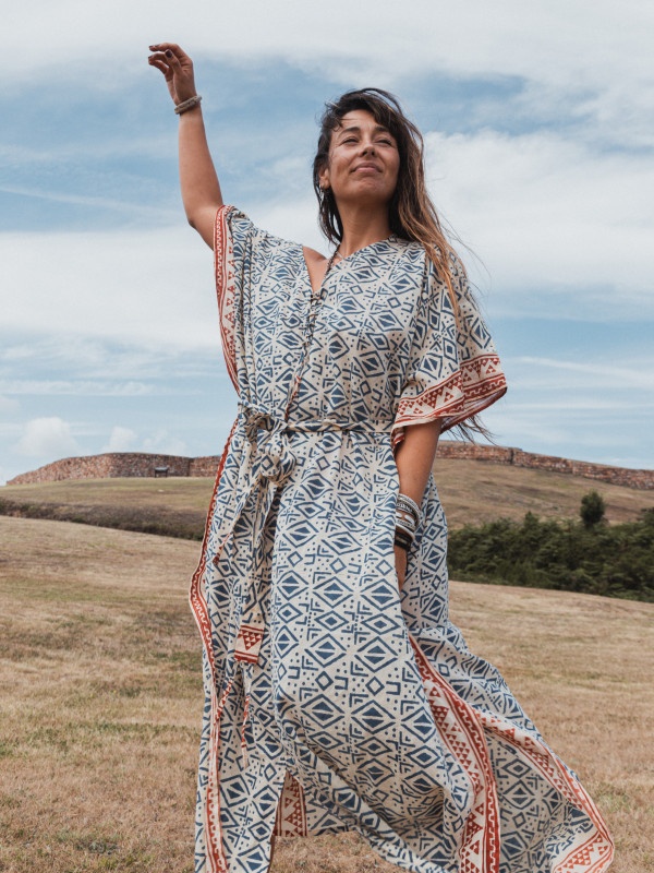 VESTIDO/KAFTAN HANDBLOCK NUESTRA MAGIA