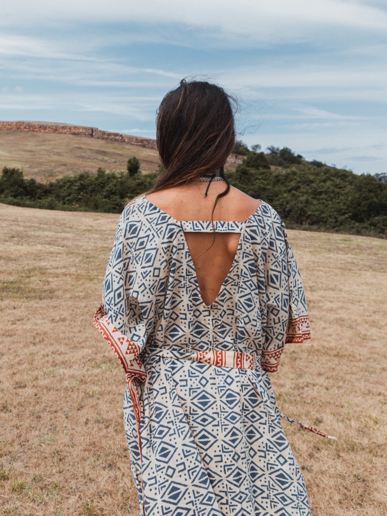 NUESTRA MAGIA HANDBLOCK DRESS/KAFTAN