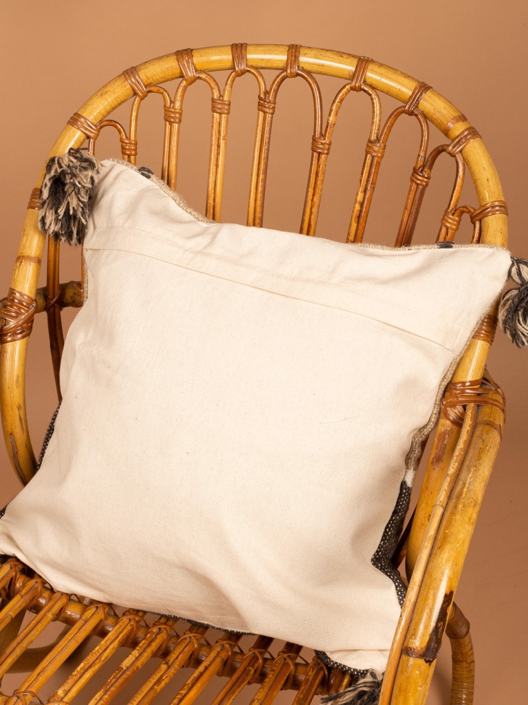 KILIM CUSHION COVER 03