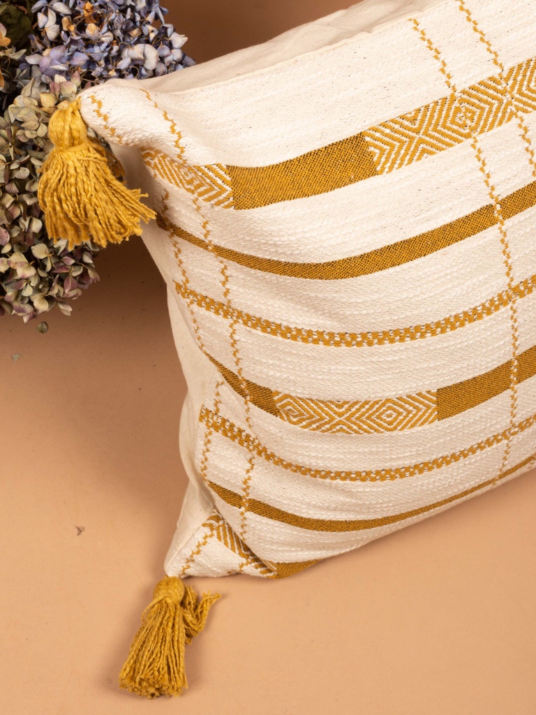 KILIM CUSHION COVER 04