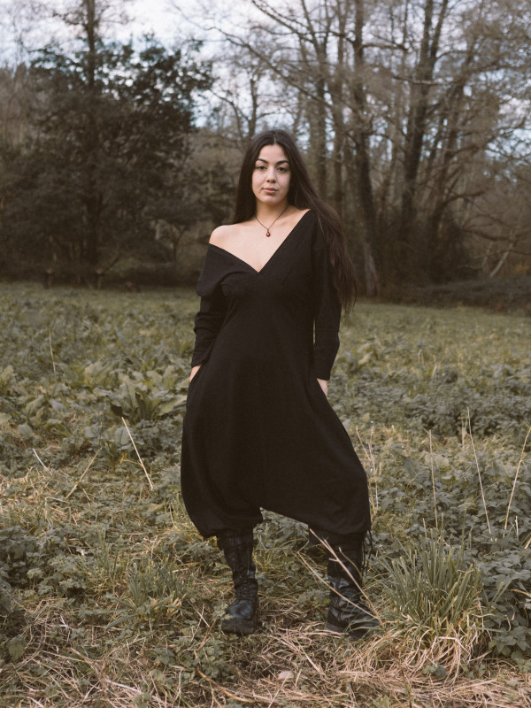 MONO AKEMIKA NEGRO 2