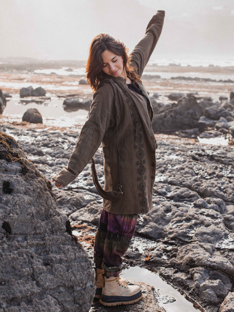 CHAQUETA LARGA KAHLÚA BROWN