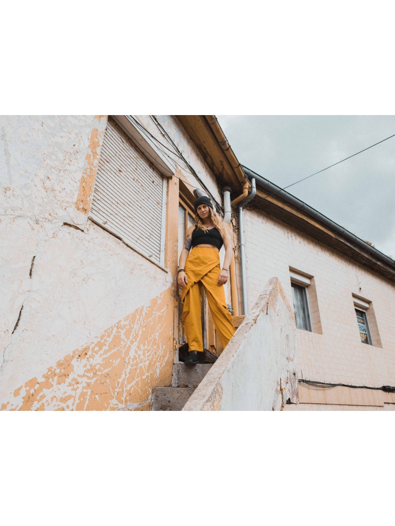 BUTTERFLY MUSTARD TROUSERS