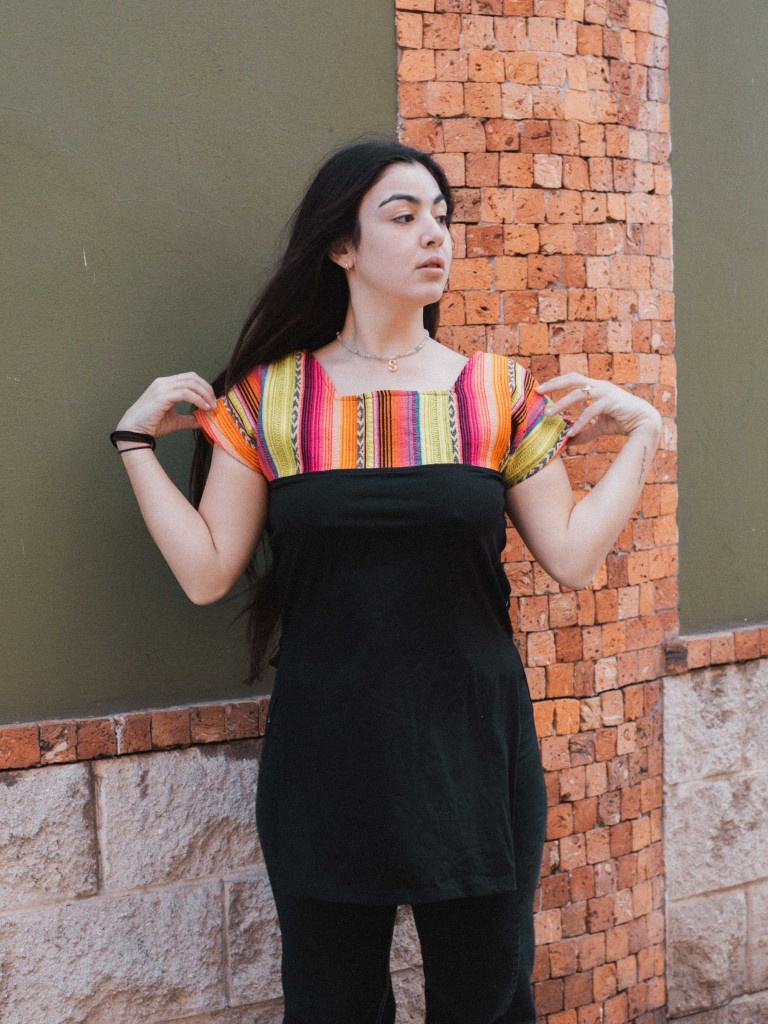 CAMISETA LARGA MAHAHUAL