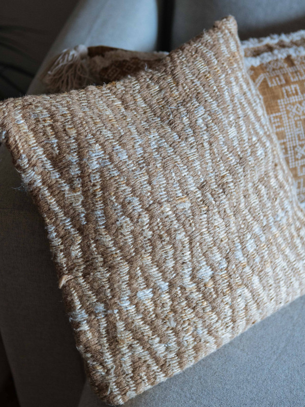 TIRUPATI CUSHION COVER 04