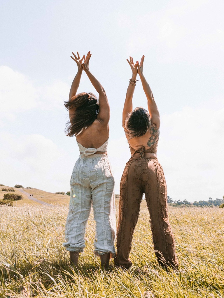 MOVIMIENTO BROWN TSHIRT