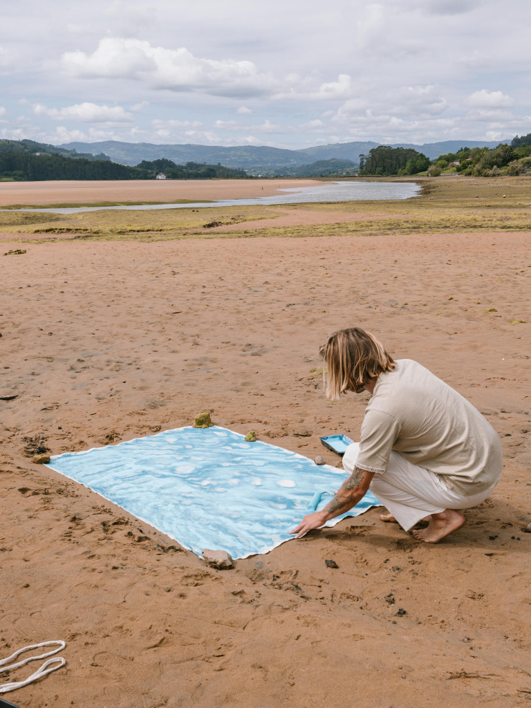 GET LOST IN THE FOREST GREEN TSHIRT