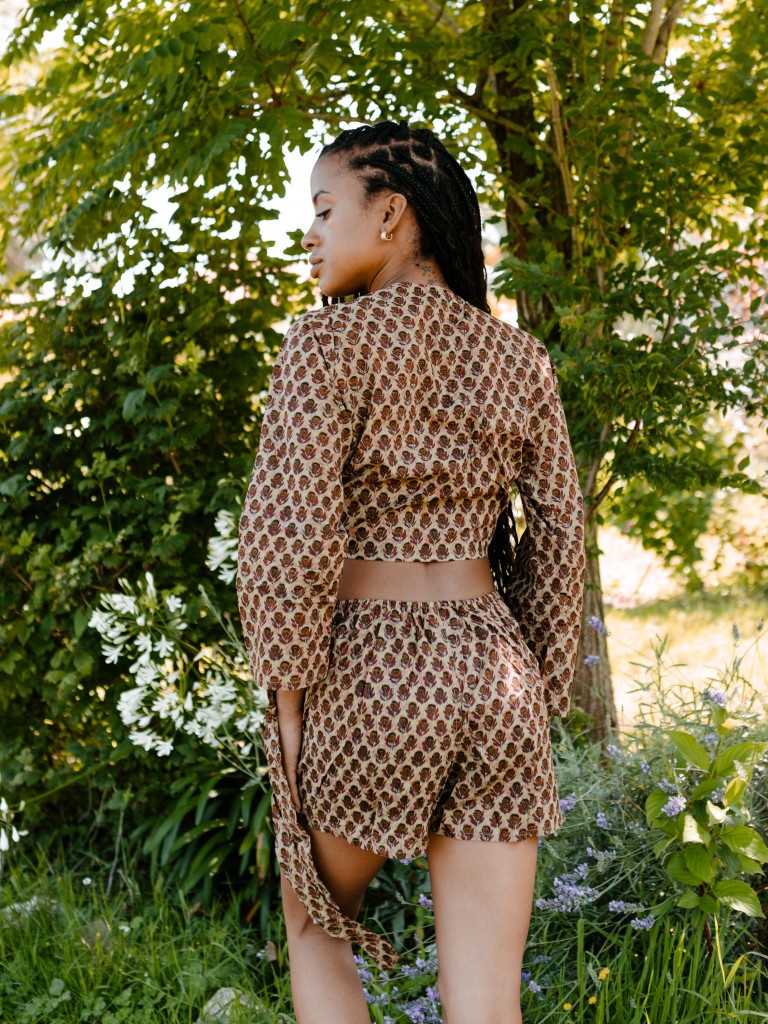 TSHIRT + SKIRT/TROUSERS JUST DREAMY...