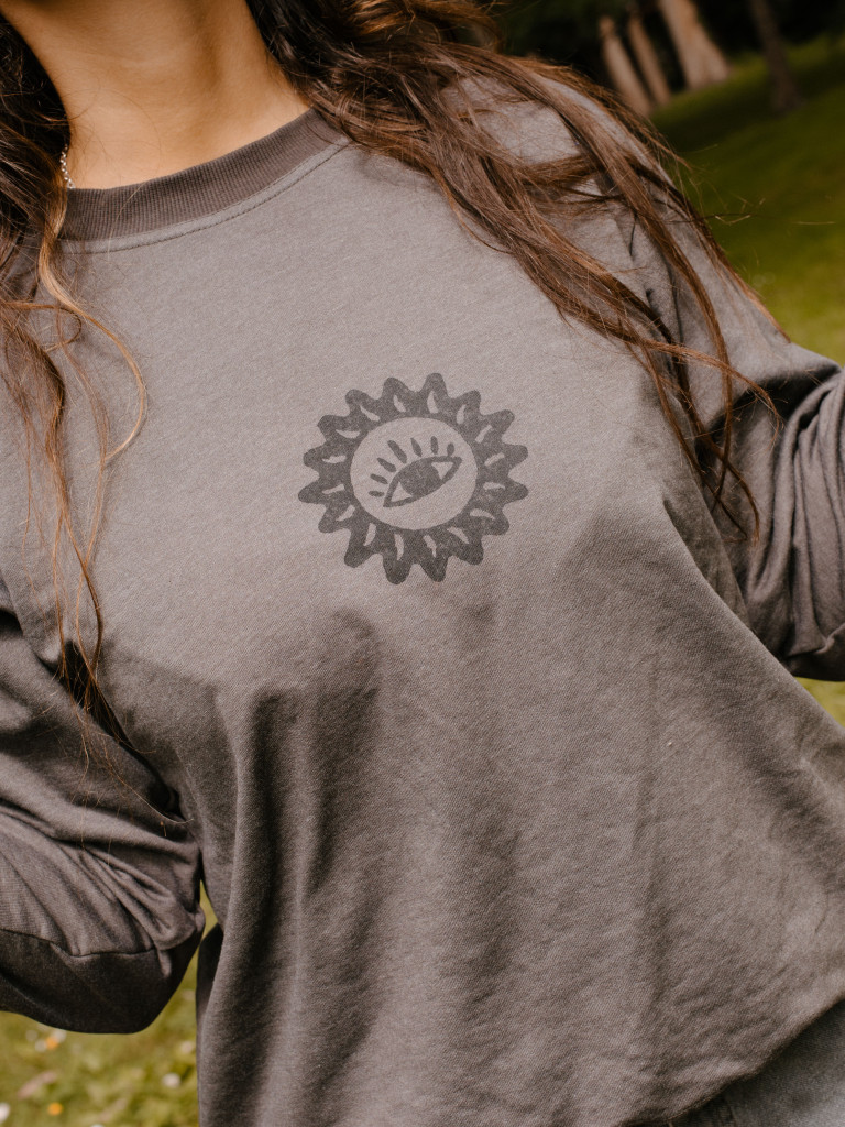 SUDADERA " EL SOL CURA "