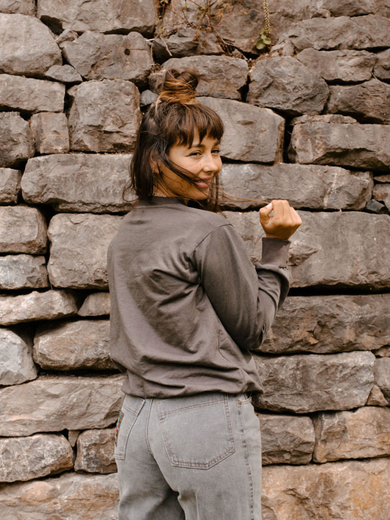 " EL SOL CURA " HOODIE